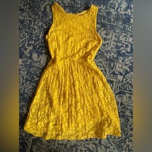 Fit and flare yellow lace dress. Size xs.